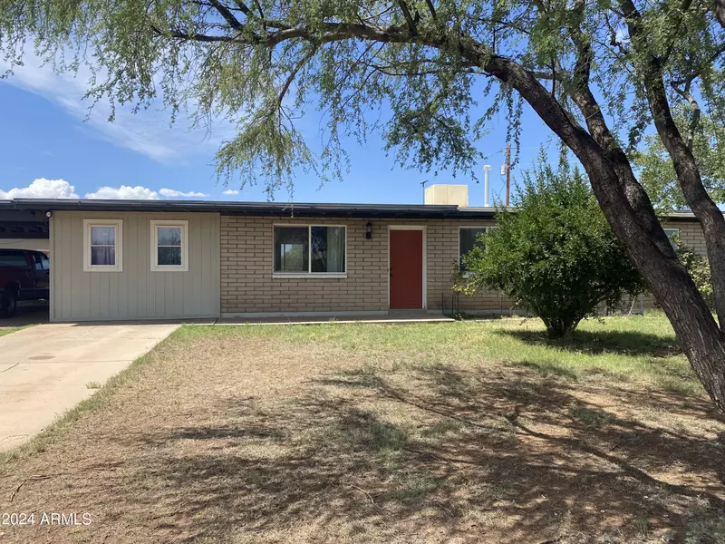 2461 N CALLE QUINTO --, Huachuca City, AZ 85616