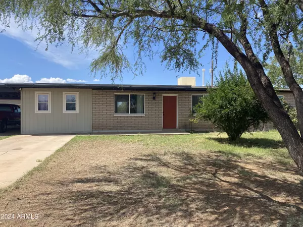 2461 N CALLE QUINTO --,  Huachuca City,  AZ 85616