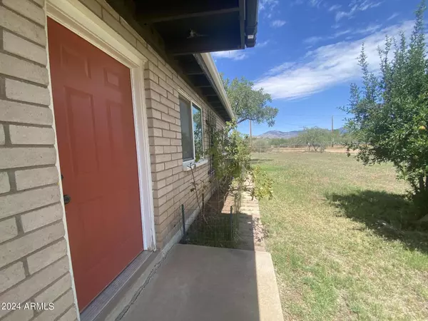 Huachuca City, AZ 85616,2461 N CALLE QUINTO --