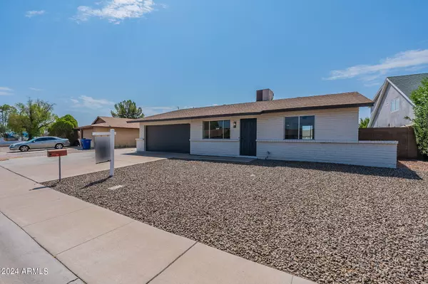 1305 W EL ALBA Way, Chandler, AZ 85224