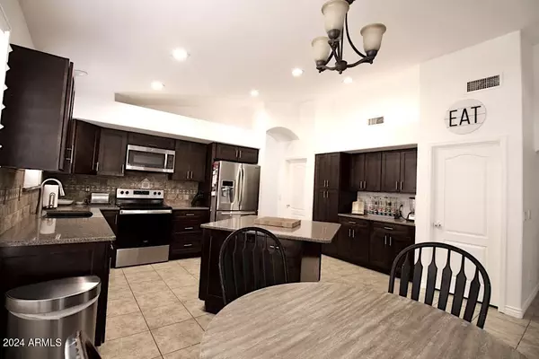 Mesa, AZ 85212,3232 S CALDERON --