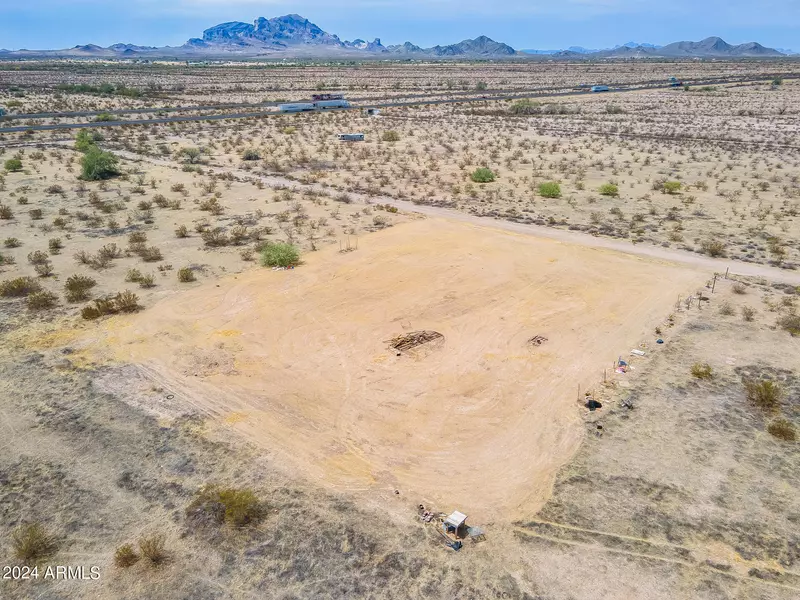 47 N 425th Drive #307, Tonopah, AZ 85354