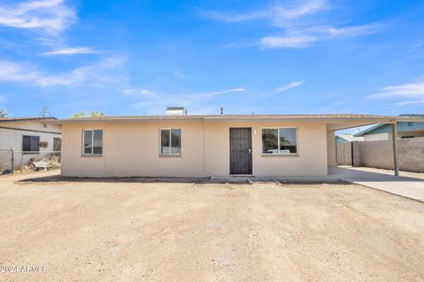 Casa Grande, AZ 85122,1325 W LILY Place