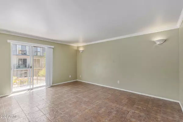 Phoenix, AZ 85014,1014 E OSBORN Road #C