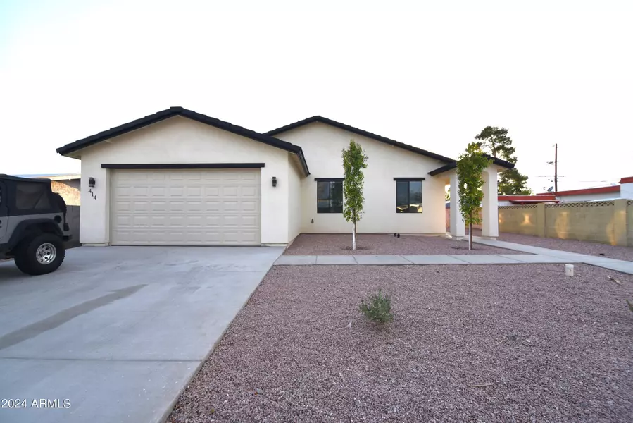 414 S 97th place Place, Mesa, AZ 85208