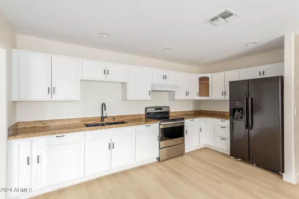 Phoenix, AZ 85031,4525 W Crittenden Lane