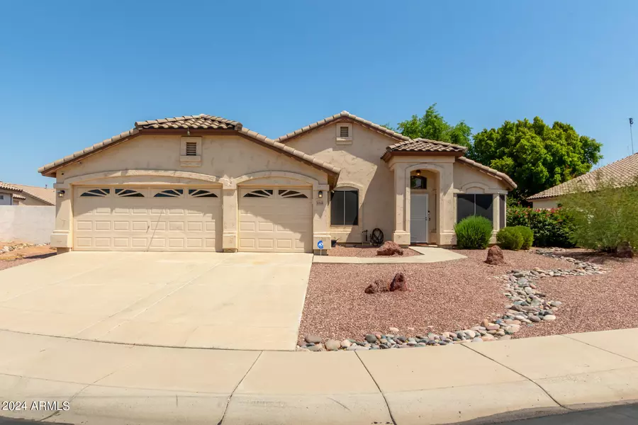 8364 W STELLA Way, Glendale, AZ 85305