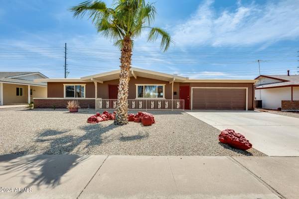 10037 N BALBOA Drive, Sun City, AZ 85351