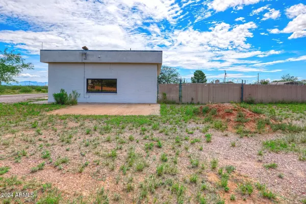 Huachuca City, AZ 85616,30 E Camino De Tundra --