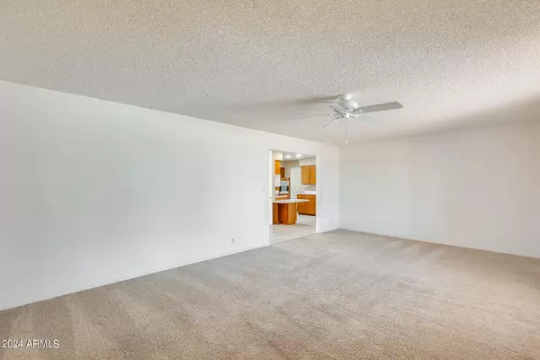 6037 E BILLINGS Street Mesa, AZ 85205