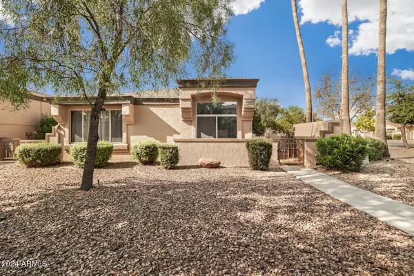 20003 N GREENVIEW Drive, Sun City West, AZ 85375