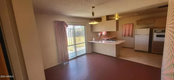 Tempe, AZ 85282,1956 E PALMCROFT Drive