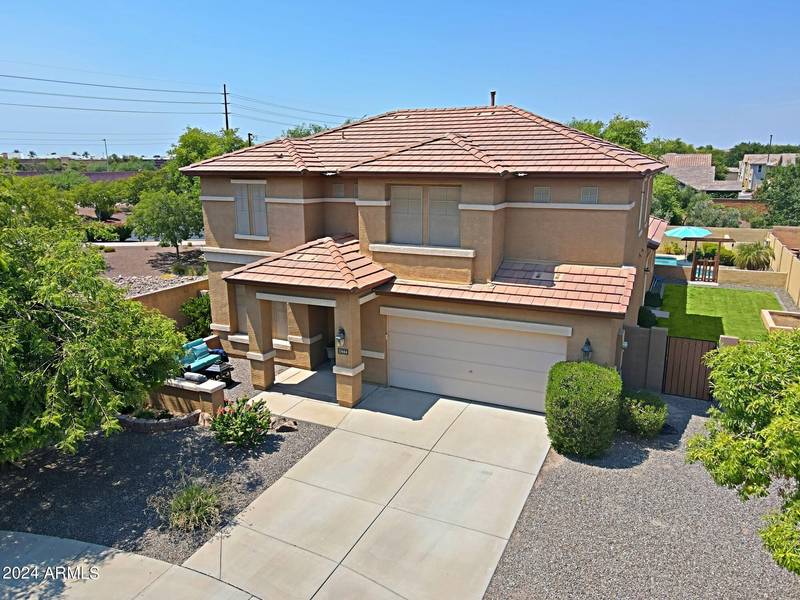 2444 E HAMPTON Lane, Gilbert, AZ 85295