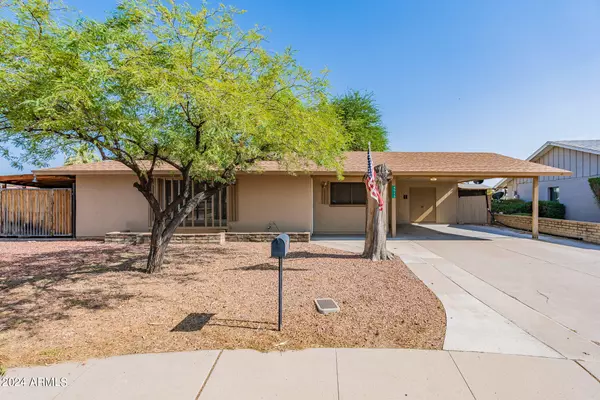 4915 W Morten Avenue, Glendale, AZ 85301