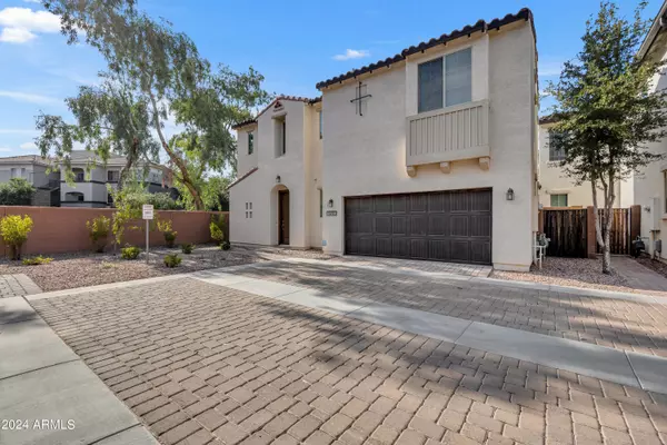 Chandler, AZ 85286,1960 S SYCAMORE Place