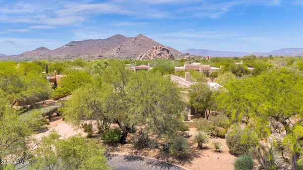 Scottsdale, AZ 85266,7466 E THORNTREE Drive