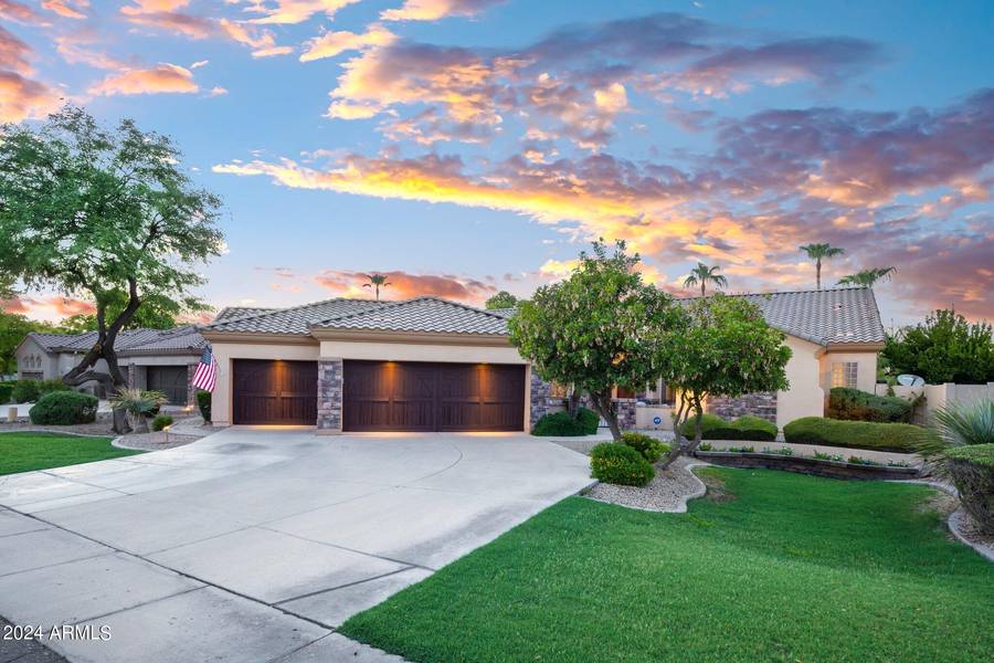 634 E COUNTY DOWN Drive, Chandler, AZ 85249