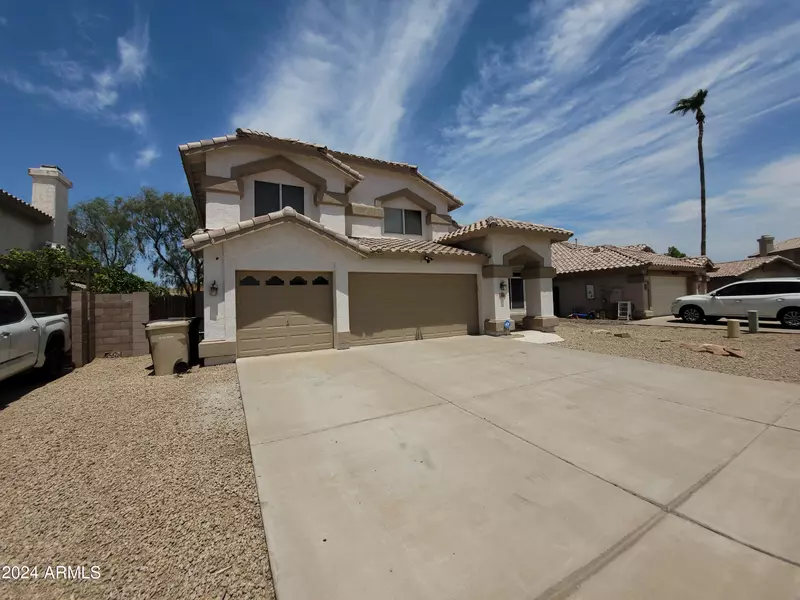 8740 W KINGS Avenue, Peoria, AZ 85382