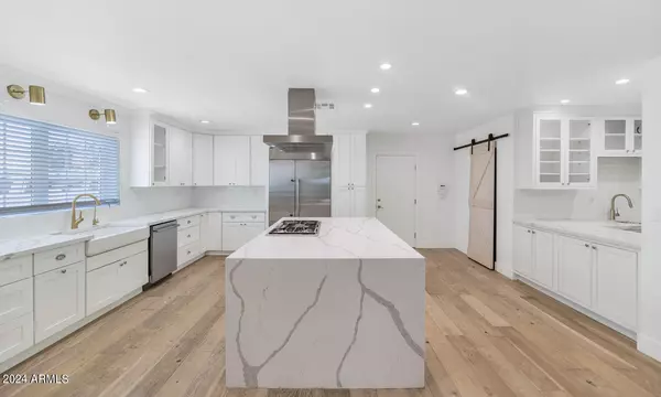 Phoenix, AZ 85018,5602 E MONTEROSA Street