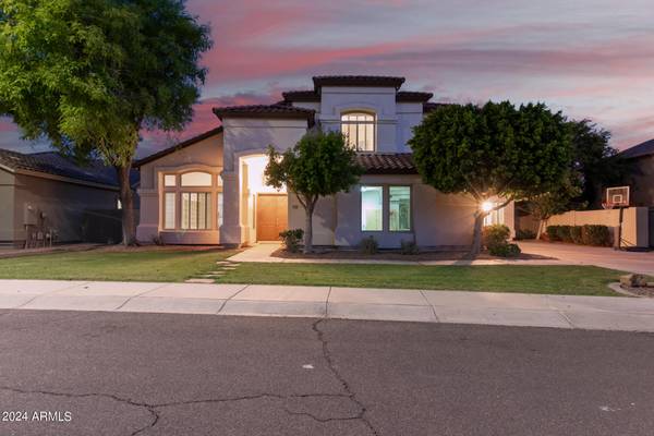 Chandler, AZ 85286,2451 W MAPLEWOOD Street