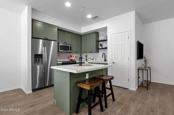 Phoenix, AZ 85021,9615 N 13TH Avenue #110