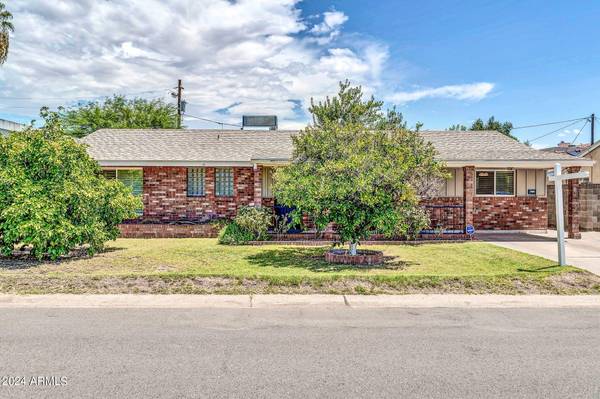 4513 N 38TH Street,  Phoenix,  AZ 85018