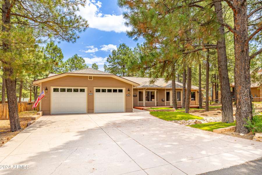 3114 N TAM OSHANTER Drive, Flagstaff, AZ 86004