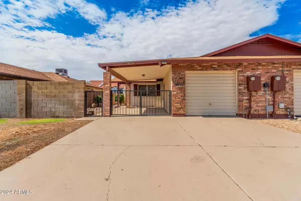 1830 E INTREPID Avenue, Mesa, AZ 85204
