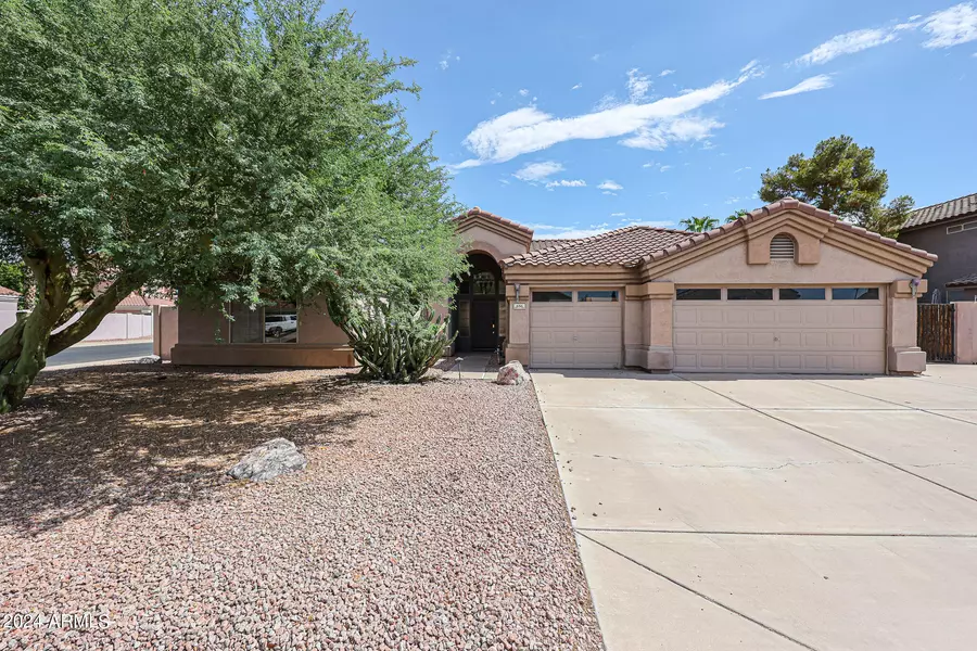 656 W Johnson Drive, Gilbert, AZ 85233