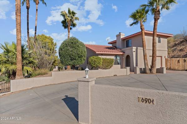 690 W Mclean Drive, Wickenburg, AZ 85390