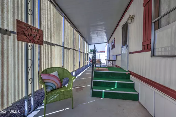 Chandler, AZ 85225,15802 S GILBERT Road #74