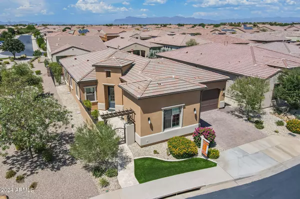 90 E LEVERENZ Avenue, Queen Creek, AZ 85140