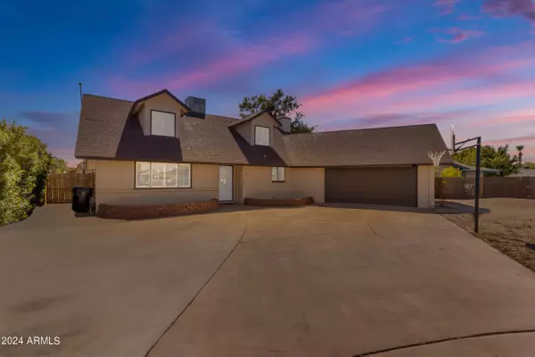 644 N Dawn Circle, Mesa, AZ 85203