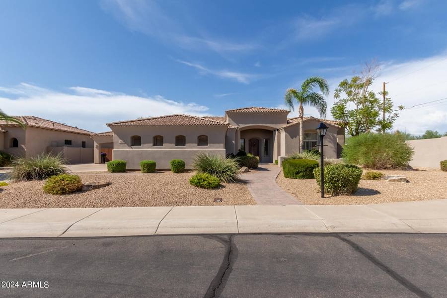 7306 W CARIBBEAN Lane, Peoria, AZ 85381