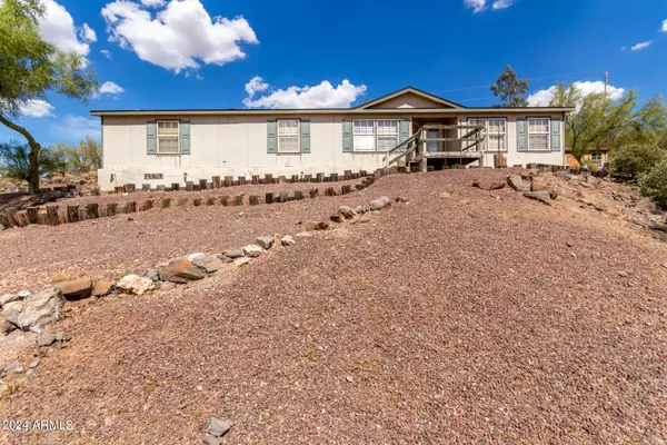 46908 N 27TH Avenue, New River, AZ 85087