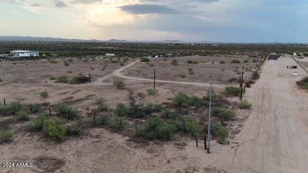 Wittmann, AZ 85361,0 W Pinnacle Vista Lane #-