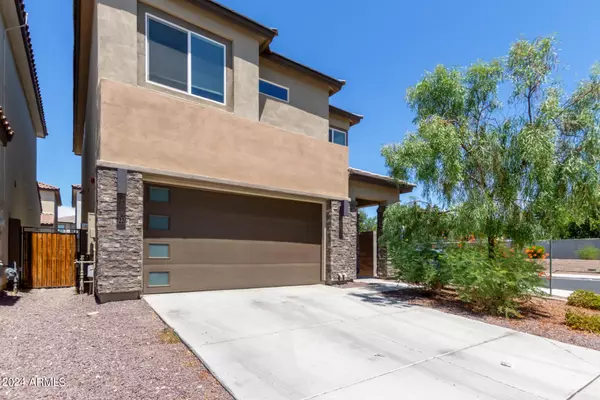 7226 W AIRE LIBRE Avenue, Peoria, AZ 85382