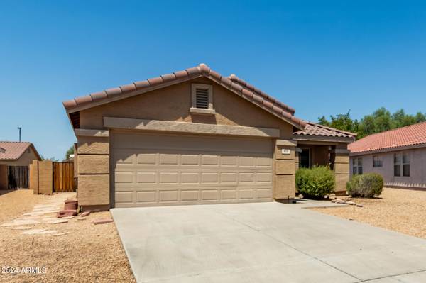 Gilbert, AZ 85296,672 S PORTER Street