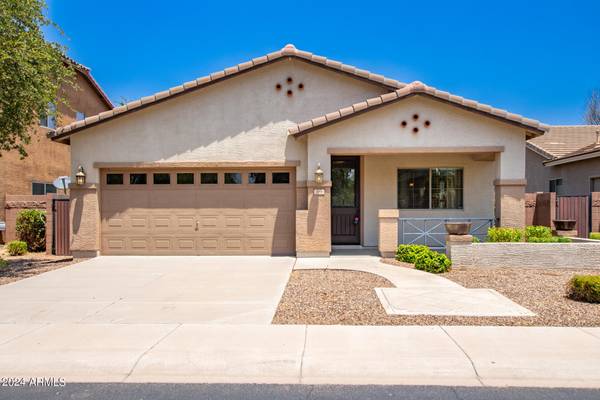 386 W LYLE Avenue, San Tan Valley, AZ 85140