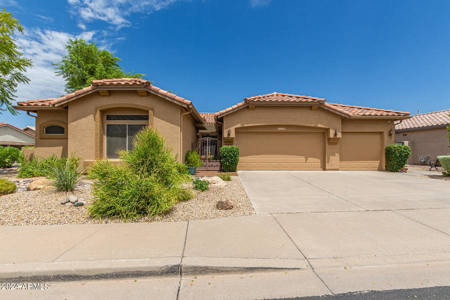 4118 E WALNUT Road, Gilbert, AZ 85298