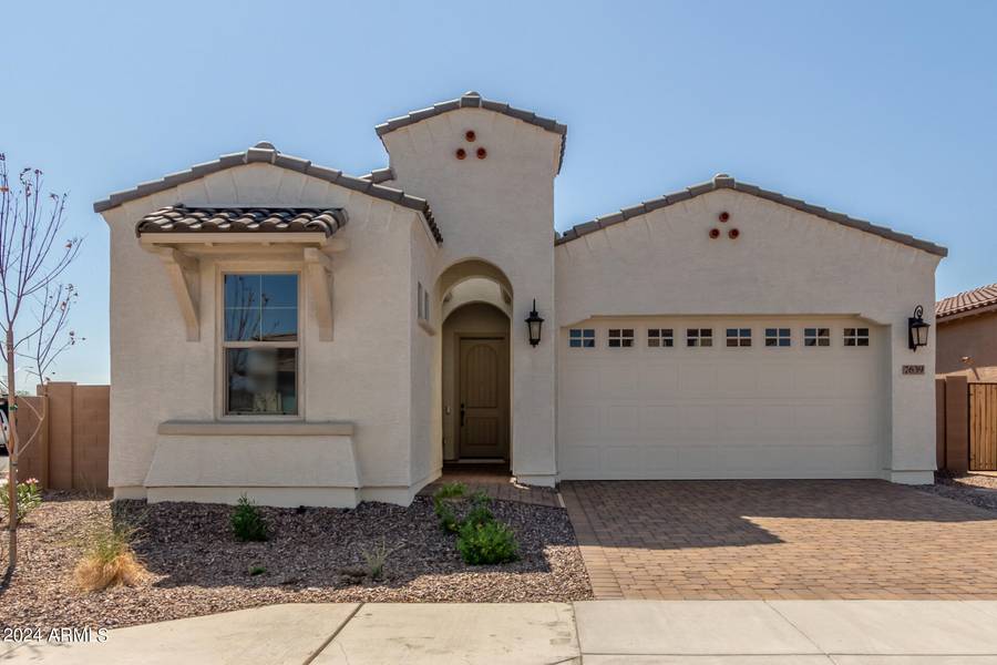 7639 W NOSEAN Road, Peoria, AZ 85383