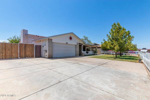 4619 W LEWIS Avenue,  Phoenix,  AZ 85035