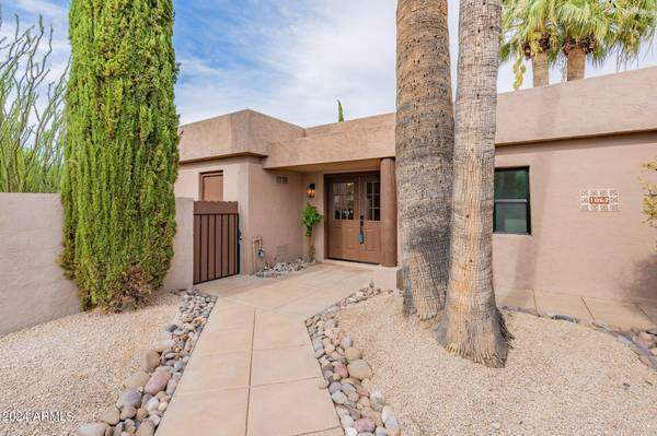 Carefree, AZ 85377,1062 N BOULDER Drive