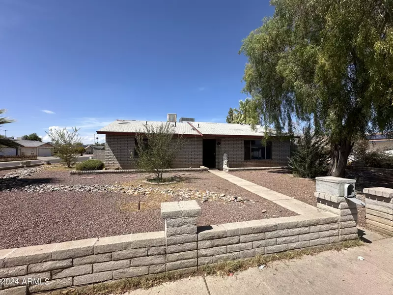 6450 W OCOTILLO Road, Glendale, AZ 85301