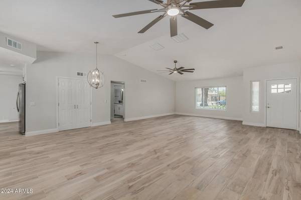 Glendale, AZ 85304,6134 W WOOD Drive