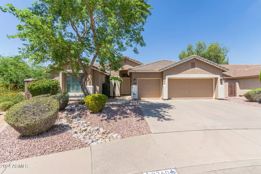 2760 S SETON Avenue, Gilbert, AZ 85295