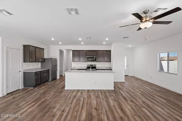 Casa Grande, AZ 85122,659 W CROWNED DOVE Trail