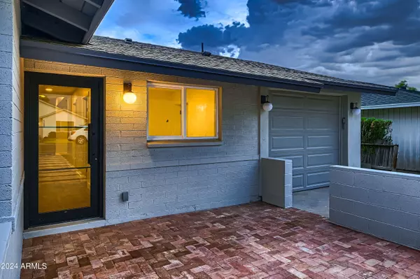 Phoenix, AZ 85016,3127 E FLOWER Street