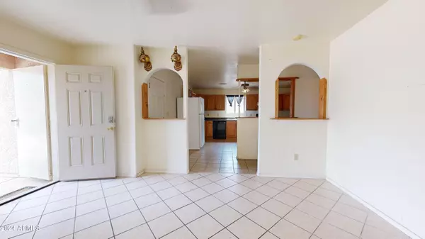 Apache Junction, AZ 85120,147 S MAIN Drive