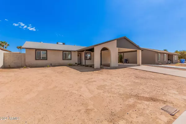 Phoenix, AZ 85042,4153 E NANCY Lane